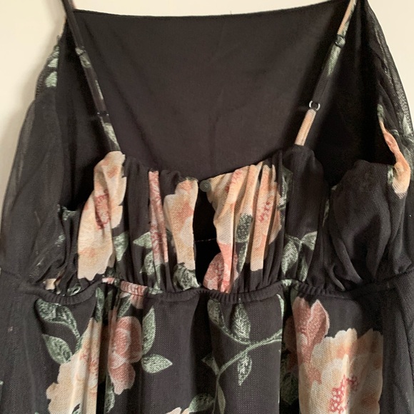 NWOT American Eagle Chiffon Floral Spaghetti Strap Sun Dress size Medium - Picture 5 of 6
